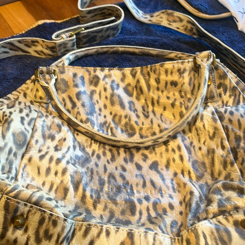11 x 14 the purse is used in great condition